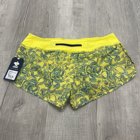 Brand New (with tags) Rabbit Running Shorts | Catch Me If You Can 2.5” - Picture 2 of 5